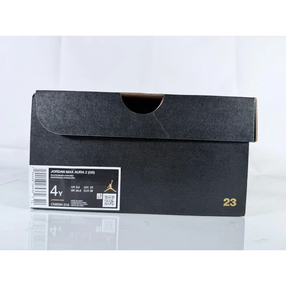 Air Jordan‎ Max Aura 2 GS Black Gym Red Sneakers CN8094-016 Size 4Y NEW